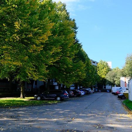 Charmantes Studio In Messe-Naehe Mit Parkplatz Хановер Екстериор снимка